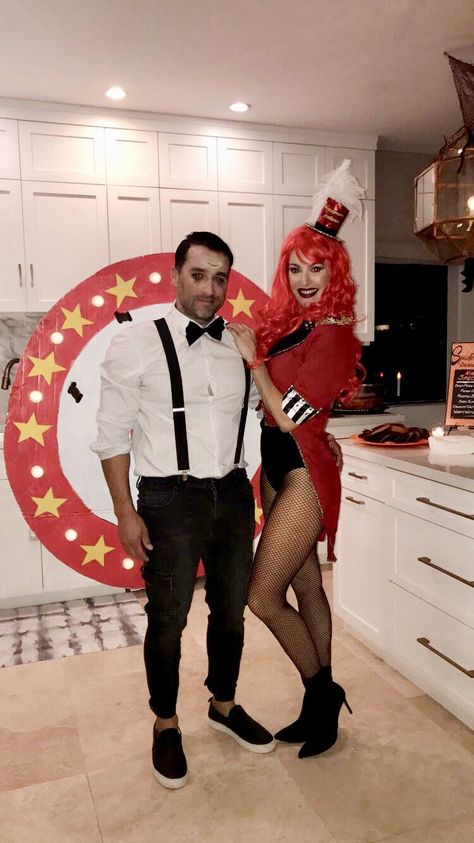 Circus Couples Costume, Circus Knife Thrower Costume, Couples Circus Costume, Freakshow Halloween Costume, Carnival Theme Costumes, Circus Couple Costume, Knife Thrower Costume, Freakshow Costume, Circus Couple