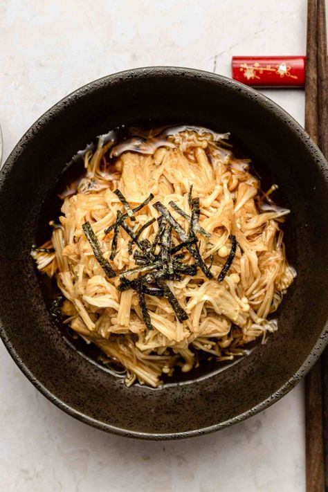 Enoki Mushrooms with Soy Butter Sauce (5 Minutes!) - Okonomi Kitchen Enoki Mushroom Recipe, Mushroom Side Dishes, Soy Butter, Enoki Mushrooms, Gluten Free Soy Sauce, Vegan Nutrition, East Asian, Vegan Condiments, Butter Sauce