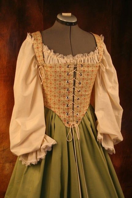 Hobbit Aesthetic Clothes, Ren Faire Outfits, Fair Outfits, Corset Gown, Fest Outfits, Nice List, Medieval Clothing, Historical Dresses, Gown Dress