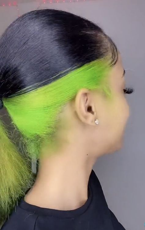 Two Tone Hair Color Ideas Black Women, Green Peekaboo Hair, Adore Hair Dye, Neon Green Hair, Hair Colour Design, Girl Hair Colors, Natural Hair Bun Styles, Peekaboo Hair, Hair Color Streaks