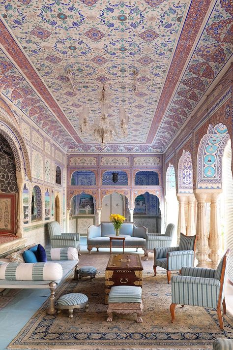 Samode Palace, Houses Inside, Majestic Hotel, Vastu House, Palace Interior, Indian Interiors, Opulent Interiors, Rural Retreats, Pinterest Room Decor