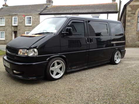 Hot looking Black VW T4 long nose Vw Transporter Van, Audi Accessories, Vw Bus T3, Vw T4 Transporter, Volkswagen Transporter T4, T4 Bus, Vw Caravelle, T4 Transporter, Volkswagen Van