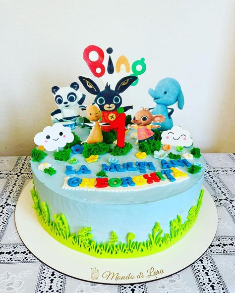 Tort Bing, Bing Cake, Bedroom 2023, Cartoon Cake, Kids Cakes, Kids Cake, Baby Photos, Cake Toppers, Birthday Cake