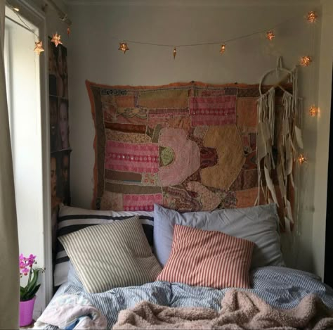 Uni Room Inspo, Dorm Room Inspo, Uni Room, Dorm Inspo, Redecorate Bedroom, Room Goals, Pretty Room, Dreamy Room, Dorm Ideas