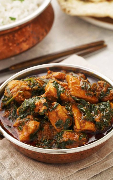 Chicken Saag ( Chicken and Spinach Curry ) - Khin's Kitchen Chicken And Spinach Curry, Saag Chicken Curry, Chicken Saag Recipe, Chicken Spinach Curry, Toor Dal Recipe, Saag Chicken, Chicken Saag, Cumin Recipes, Saag Recipe