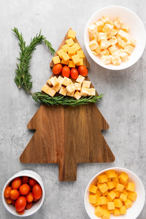 Easy Christmas Tree Cheese Board Appetizer Christmas Tree Platter Board, Christmas Tree Board Ideas, Tree Shaped Charcuterie Board, Christmas Tree Cheese Board, Tree Cheese Board, Walmart Christmas Trees, Christmas Tree Charcuterie Board, Christmas Tree Cheese, Christmas Cheese Boards