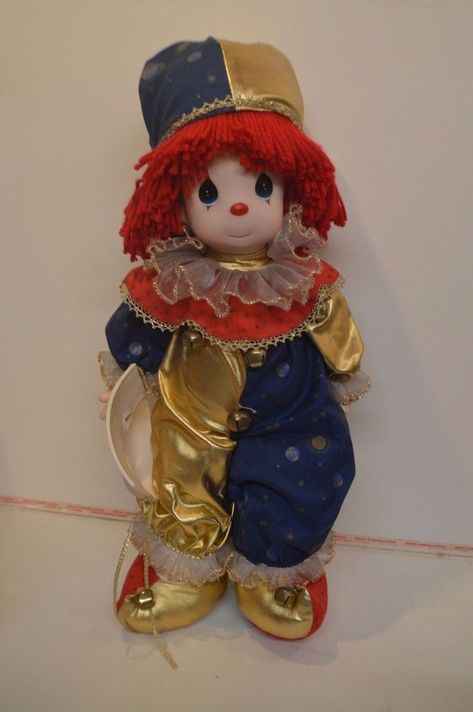 Clown Dolls Cute, Clown Doll Aesthetic, Vintage Clown Doll, Toy Aesthetic, Clown School, Clown Dolls, Put On A Happy Face, Clown Core, Precious Moments Dolls