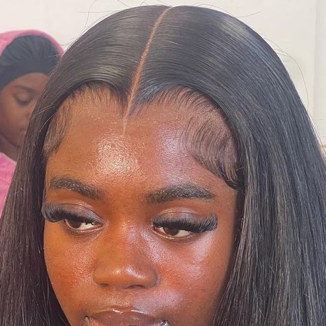 THEHAIRGALORE LTD on Instagram: "Buss down middle part for the birthday girl 😍" Widows Peak Hairstyles Women Part, Middle Part Buss Down Straight, Widow's Peak Hairstyles Women, Buss Down Middle Part, Widows Peak Hairstyles, Middle Part Closure, Wig Tips, Middle Part Bob, Widows Peak