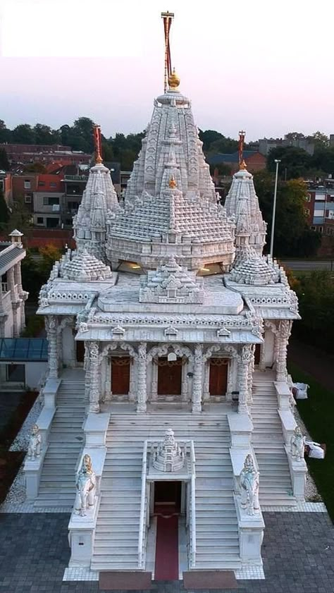 Jain Temple Antwerp, Belgium. Jain Temple Architecture, Jain Mandir, Temple Ideas, Marble Temple, Maya Modeling, Hanuman Wallpapers, Temple India, Tantra Art, Indian Temple Architecture