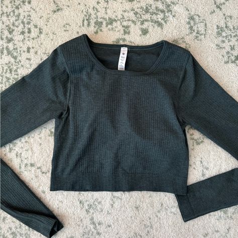 Nwot! Lululemon Ebb To Street, Lululemon Athletica, Built In, Size 6, Crop Tops, Bra, Long Sleeve, Green, Women Shopping