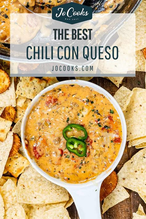 This Chile Con Queso recipe is delicious, spicy, silky, super cheesy and perfect for a crowd! It's the dip that you'll be asked for over and over again at all gatherings. #recipe #chileconqueso Spicy Queso Recipe, Chili Con Queso Recipe, Queso Dip Easy, Chili Con Queso Dip, Queso Dip Crockpot, Spicy Queso Dip, Con Queso Recipe, Spicy Queso, Chili Cheese Dips