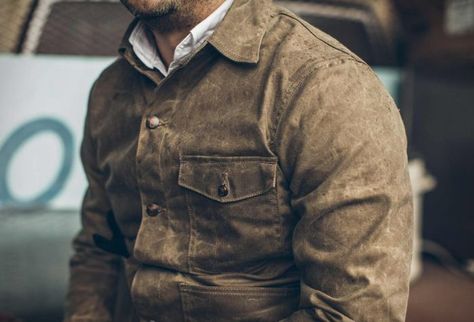 With this list, you will learn the 10 coats EVERY man should own for Autumn and I guarantee you will look better than any other man. Mens Jackets Fall, Taylor Stitch, Mens Fashion Rugged, Hipster Mens Fashion, Canvas Jacket, Rugged Style, Wax Jackets, Mens Fall, Waxed Canvas