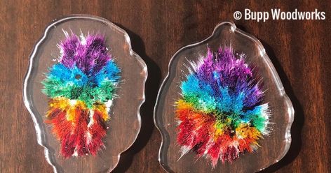 Alcohol Ink In Resin, Logs Ideas, Alcohol Ink Resin, Epoxy Resin Coasters, Wooden Craft Sticks, Diy Outdoor Bar, Link Art, Acrylic Pouring Art, Resin Uses