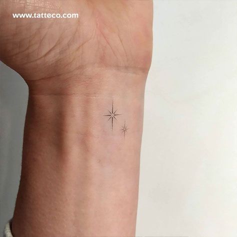 Dainty Hand Tattoo, Tattoo Etoile, Herz Tattoo Klein, North Star Tattoos, Star Tattoo Meaning, Small Star Tattoos, Ankle Tattoos For Women, Ankle Tattoo Small, Star Tattoo Designs