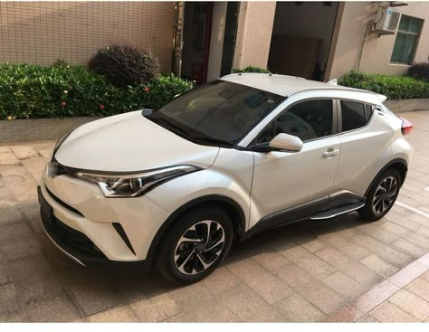 Toyota Chr Hybrid, Toyota Chr, Car Aesthetics, Toyota C Hr, 22nd Birthday, 2024 Vision Board, 2024 Vision, My Car, Dream Car