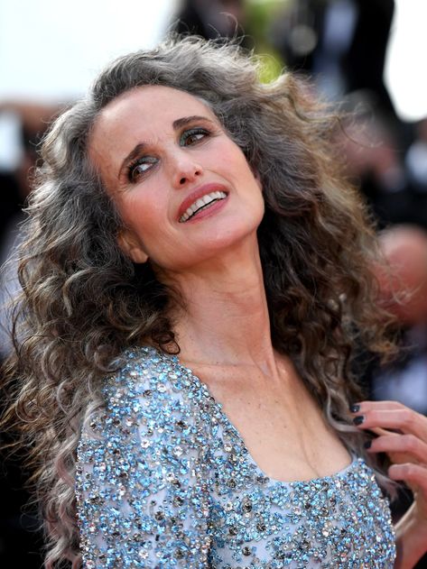 Andie Macdowell, Ag Hair Products, Salt And Pepper Hair, Gorgeous Gray Hair, Silver Hair Color, Natural Gray Hair, Hair Guide, Going Gray, Hair Starting