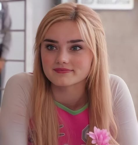 Addison Zombies, Victoire Weasley, Zombie Clothes, Celebrity Yearbook Photos, Channel Outfits, Meg Donnelly, Blonde Actresses, Zombie Disney, Zombie Girl