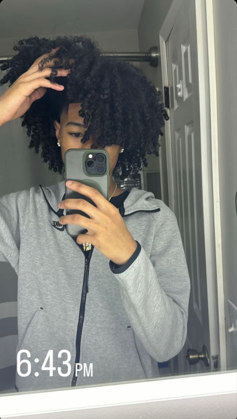 Mens Dye Hair, Men With Long Curly Hair Black, Curly Hair Men Black Afro, Free Form Hair, Stud Hairstyles Natural Hair, Black Dreads Men, Light Skin Curly Hair Boys, Free Forms Hair Boys, Fine White Boys With Curly Hair