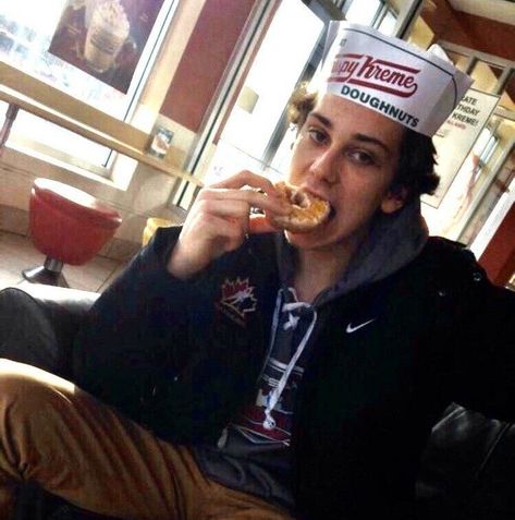 Dylan Strome, Hockey Players, Lose My Mind, Ice Hockey, Nhl, Fun Sports, Hockey, You Never, Baseball Hats