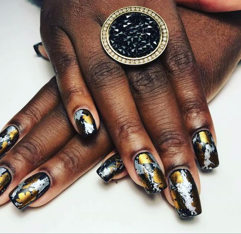 Black Gold Silver Nails, Foil Nail Art Black, Black Nails Silver, Black Gold Silver Nails Art Designs, Silver Foil Nails, Black Nails Gold Flakes, Silver And Gold Nails, Black Gel Nails With Gold Foil, Black Nail Gold Foil