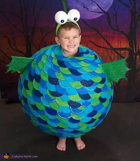 Pufferfish Costume Diy, Puffer Fish Costume Diy, Mermaid Costume Kid, Pufferfish Costume, Blowfish Costume, Puffer Fish Costume, Fish Halloween Costume, Rainbow Fish Costume, Sea Creature Costume