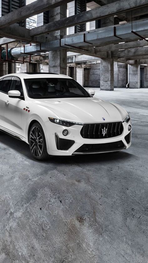 2021 Maserati Levante Maserati Levante Luxury Suv, Aesthetic Beautiful Wallpaper, Maserati Suv, Luxury Suv Cars, Cars Tattoo, Luxury Aesthetics, Maserati Car, Aesthetic Cars, Maserati Levante