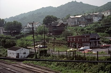 A new account challenges our notion of how the people of Appalachia “acquired civilization and then lost it.” Small Town Appalachia, Southern Appalachia Aesthetic, Rural Appalachia Aesthetic, Appalachia Gothic, Gothic Appalachia, Appalachia Core, Rural Appalachia, Appalachia Aesthetic, Bluefield West Virginia