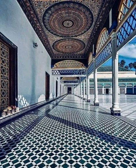 Moroccan Villa, Morocco Interior, Villa Marrakech, Bahia Palace, Chefchaouen Morocco, Visit Marrakech, Mosque Art, Marrakesh Morocco, Moroccan Homes