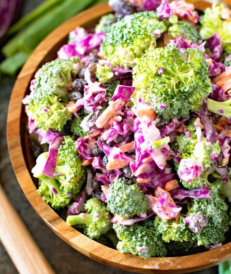 This quick and easy Broccoli Slaw Salad has a delicious, tangy homemade coleslaw dressing that's light on the calories! There's so much flavor, plus the crunch from the broccoli, cabbage and carrots makes this the perfect summer side dish salad! Perfect for weeknight dinners or taking to your next party! #broccoli #cabbage #carrots #raisins #coleslaw #slaw #salad #recipe #saladrecipe #julieseatsandtreats Homemade Coleslaw Dressing, Broccoli Slaw Salad, Broccoli Slaw Recipes, Side Dish Salad, Slaw Salad, Cabbage And Carrots, Coleslaw Salad, Easy Broccoli, Coleslaw Dressing