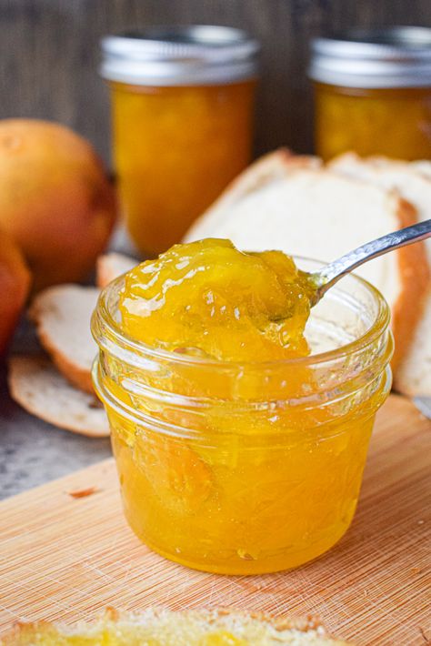 Jam For Canning, Mango Ideas, Spread For Bread, Strawberry Jalapeno Jam, Mango Pineapple Salsa, Mango Bars, Mango Jam, Marmalade Recipe, Jam Recipes Homemade