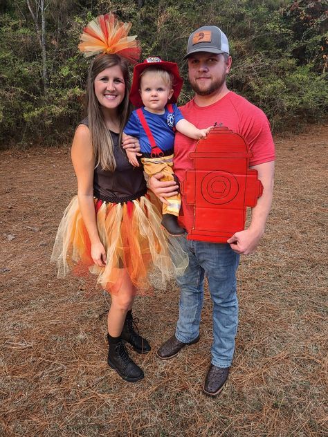 Firefighter Family Costume Ideas, Fire Truck Family Costume, Fireman Family Halloween Costumes, Family Halloween Costumes Fire Fighter, Diy Fire Hydrant Costume, Firefighter Family Halloween Costume, Fireman Family Costume, Diy Fire Costume Women, Fire Fighter Family Costume