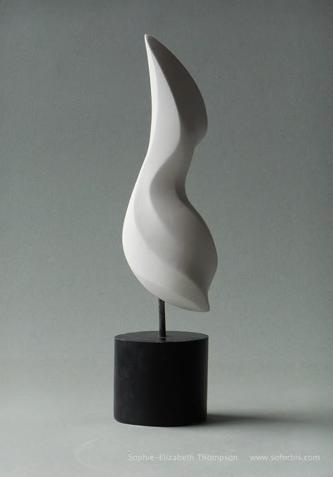 Architecture Ceramics, Limestone Architecture, Minimal Sculpture, Minimalism Sculpture, Elizabeth Thompson, Interior Design Hospitality, Black Sculpture, White Sculpture, London Interior Design