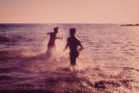 Cinematic Photography, Radiohead, Summer Dream, In The Ocean, Teenage Dream, Photography Inspo, Summer Aesthetic, Cinematography, Film Photography