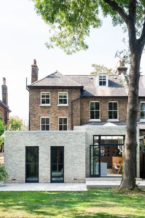 The Dutch Brick House | NOTO Architects | Media - Photos and Videos - 3 | Archello Brick Extension, London Real Estate, Victorian Terraced House, London Residence, London Houses, British Architecture, House Extension Design, London Architecture, Architect House