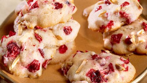 Cookie Recipes With Dried Cranberries, Cranberry Almond Cookies, Crock Pot Apple Crisp, Grandmas Cookies, Cranberry Recipes Dessert, Cookie Exchange Party Ideas, Cranberry Coffee Cake, Christmas Cookies Bars, Chocolate Drop Cookies