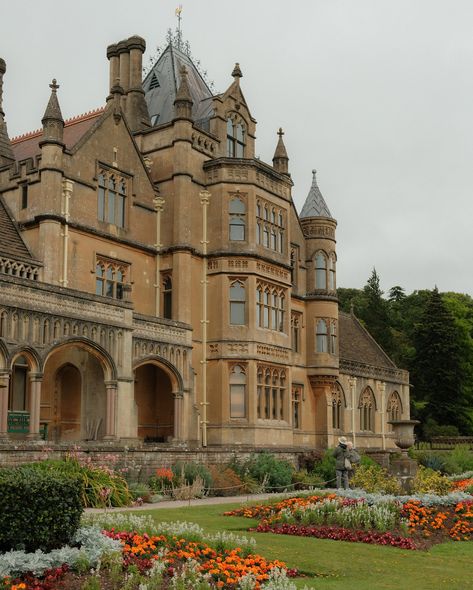 Rainy days exploring a gothic mansion in rural England, what’s not to love? ☔️ Welcome to beautiful Tyntesfield near Bristol! #tyntesfield #uktravel #englishcountryside #visitengland #englandtrip #englandtravel #ruralengland #magicalplaces #thefairytalebloggers Rural England, Gothic Mansion, Visiting England, American Architecture, Candice Swanepoel, Great House, English Countryside, England Travel, Uk Travel