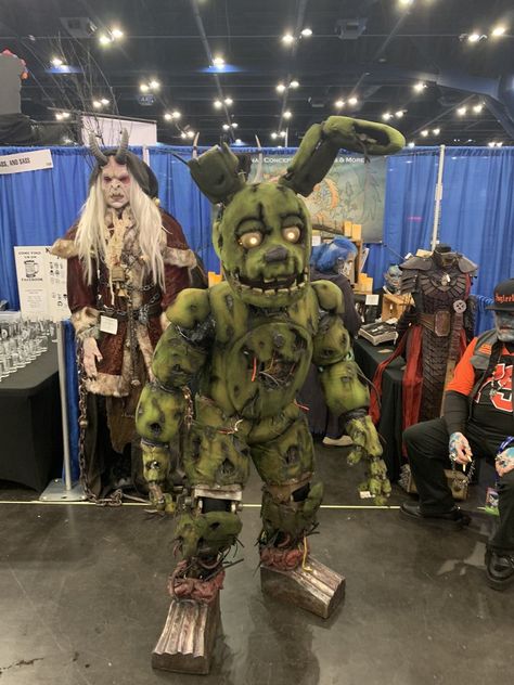 Fnaf Suit Cosplay, Spring Trap Cosplay, Spring Trap Costume, Springtrap Costume Diy, Ennard Cosplay, Springtrap Cosplay, Fnaf Cosplays, Springtrap Costume, Cosplay Fnaf