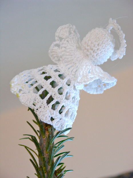 Free Crochet Angel Patterns Crochet For Christmas, Crochet Angel Pattern, Crochet Studio, Crochet Angels, Crochet Angel, Crochet Xmas, Crochet Christmas Decorations, Angel Crafts, Crochet Snowflakes