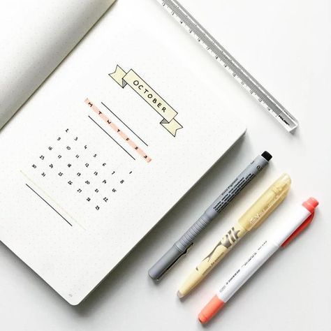 Get Ideas From These Clean Minimal October Bullet Journal Pages – Bullet Journals and BuJo Enthusiasts Blog October Bullet Journal, Bullet Bullet, Bullet Journal October, Bullet Journal Pages, Bullet Journal Minimalist, Bullet Journal Page, Bullet Planner, Bullet Journal Mood, Bullet Journal Notebook