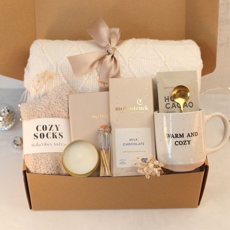 Thoughtful Gifts for Women: Personalized Gift Boxes, Birthday Gifts, Self-Care Boxes, and More Gift Box Ideas Best Friend, Ideas For Friends Gift, Beige Gift Box Ideas, Birthday Gift Sets For Women, Personalized Boxes Gift, Care Box For Best Friend, Cozy Box Gift Ideas, Gift Ideas For Her Birthday, Birthday Basket For Coworker