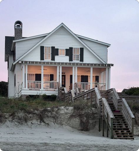 Heart Bones, House On The Beach, Beach Read, Beach Homes, The Summer I Turned Pretty, Dream Beach, Book Aesthetics, Beach Cottage, Beach Home