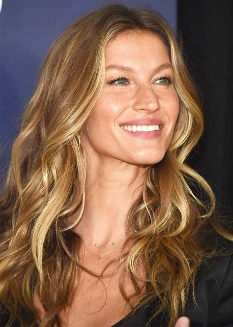 Gisele Hair, Gisele Bundchen Hair, Hair Color 2017, Gisele Bündchen, Gisele Bundchen, Brown Blonde Hair, Hair Color Balayage, Cool Hair Color, Pinterest Account