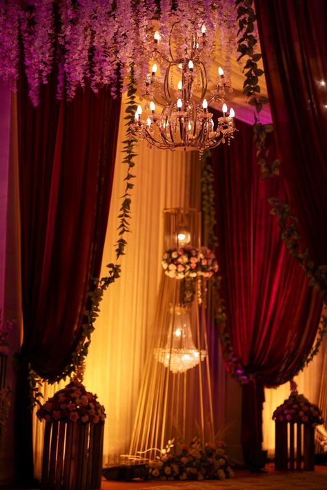 Bangal Ceremony Decorations, Bengali Wedding Decor, Bengali Wedding Mandap, Bengali Wedding Decoration, Antique Wedding Decorations, Bangladesh Wedding, Bengali Marriage, Wedding Decorations Pictures, Wedding Planning List