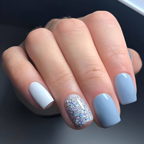 Beauty Hacks Nails, Subtle Nails, Simple Gel Nails, Short Nail, Cute Gel Nails, Short Acrylic Nails Designs, Short Nail Designs, Homecoming Nails, Dipped Nails