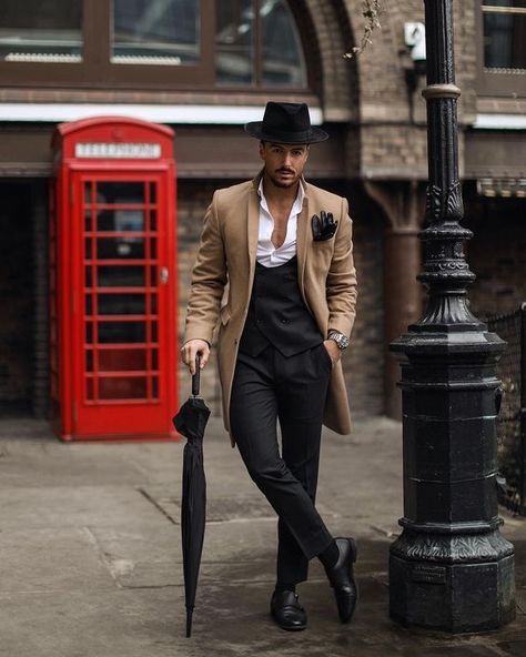 Dandy Style, Mens Fashion Inspiration, Allen Edmonds, A Gentleman, Mens Fashion Classy, Wearing A Hat, Stylish Mens Outfits, Men’s Suits, Mens Fashion Suits