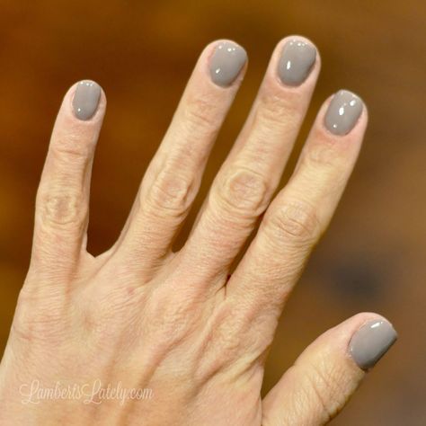 How to Do Dip Nails at Home - Lamberts Lately Remove Dip Nails, Dip Nails At Home, How To Do Dips, Dip Nail Polish, Dip Powder Nails At Home, Gel Powder Nails, Diy Dip Powder, Dipping Powder Nails, Nail Dipping Powder Colors