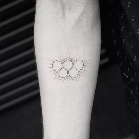 Olympic rings tattoo inked on the right inner forearm Olympic Rings Tattoo, Olympic Tattoo, Tat Rings, Rings Tattoo, Tattoo Hip, Single Needle Tattoo, Omerta Tattoo, Inner Forearm, Olympic Rings