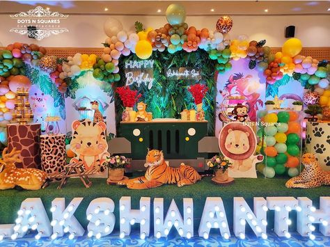 Jungle Theme Stage Decorations, Baby Boy 1st Bday Themes, Birthday Theme For Boys 1st, Jungle Theme 1st Birthday Party, Jungle Theme Birthday Decoration, Jungle Theme Decoration Ideas, Jungle Theme Birthday Party Decorations, Jungle Safari Birthday Party Decoration, 1st Bday Themes For Boys