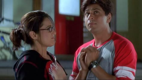 Kal Ho Na Ho Aesthetic, Pretty Zinta, Bollywood Wallpaper, Vintage Bollywood Aesthetic, 90s Bollywood Aesthetic, Srk Movies, Best Workout Plan, Desi Love, 90s Bollywood