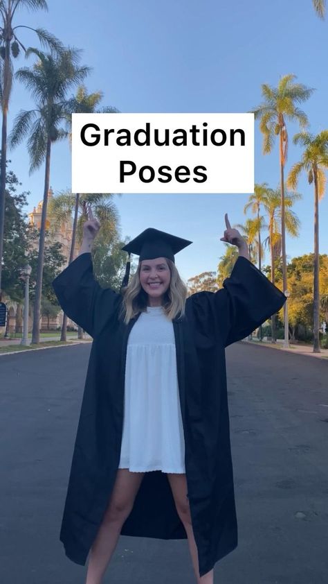 Graduation Poses | Pinterest Graduation Video Ideas, Poses Video, Graduation Video, Poses Graduation, Grad Picture Ideas, Pose Mode, College Grad Photos, Cap And Gown Pictures, Nursing Graduation Pictures